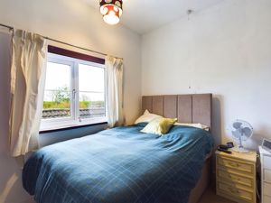 Bedroom- click for photo gallery